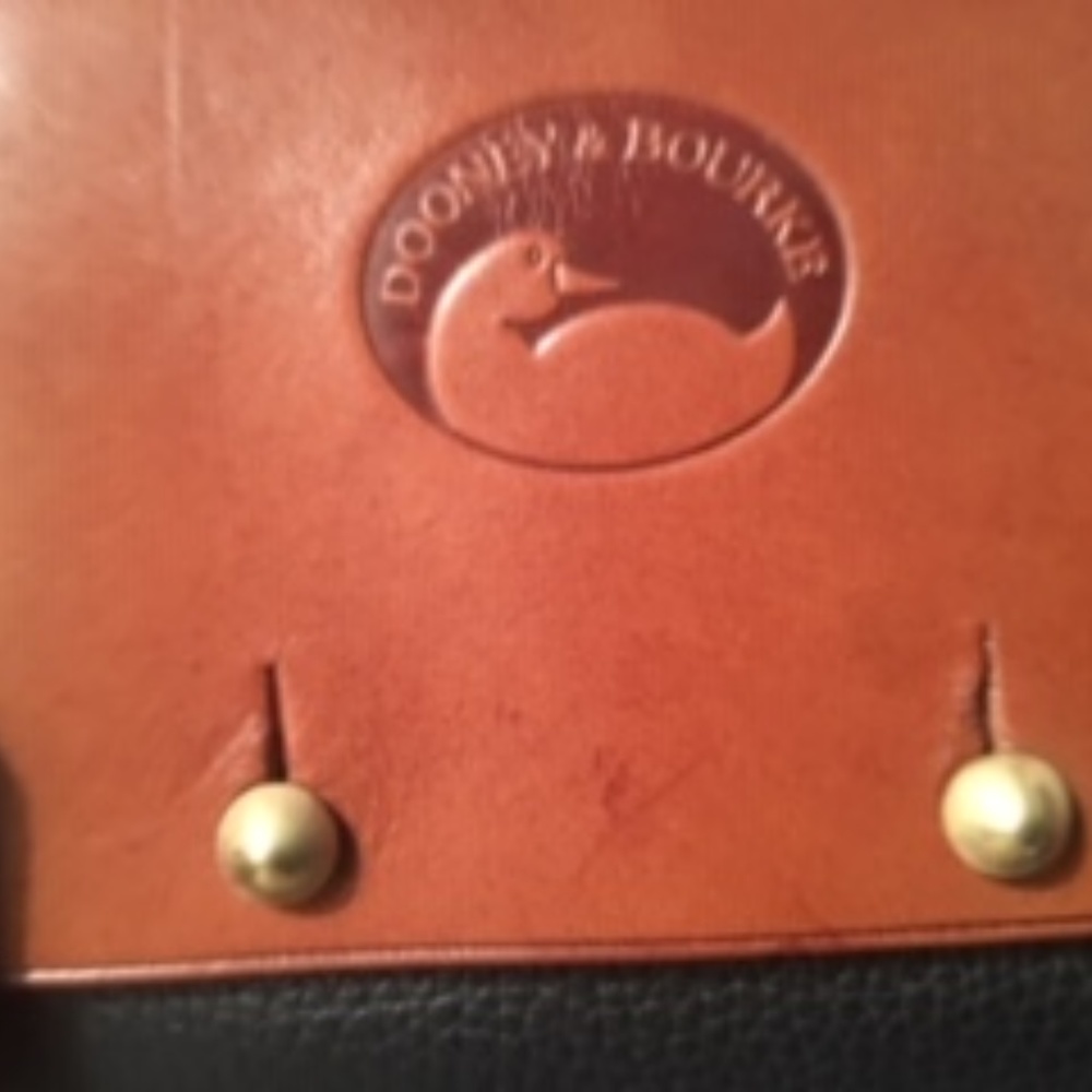 Dooney & Bourke handbag/shoulder bag - Picture 4 of 8
